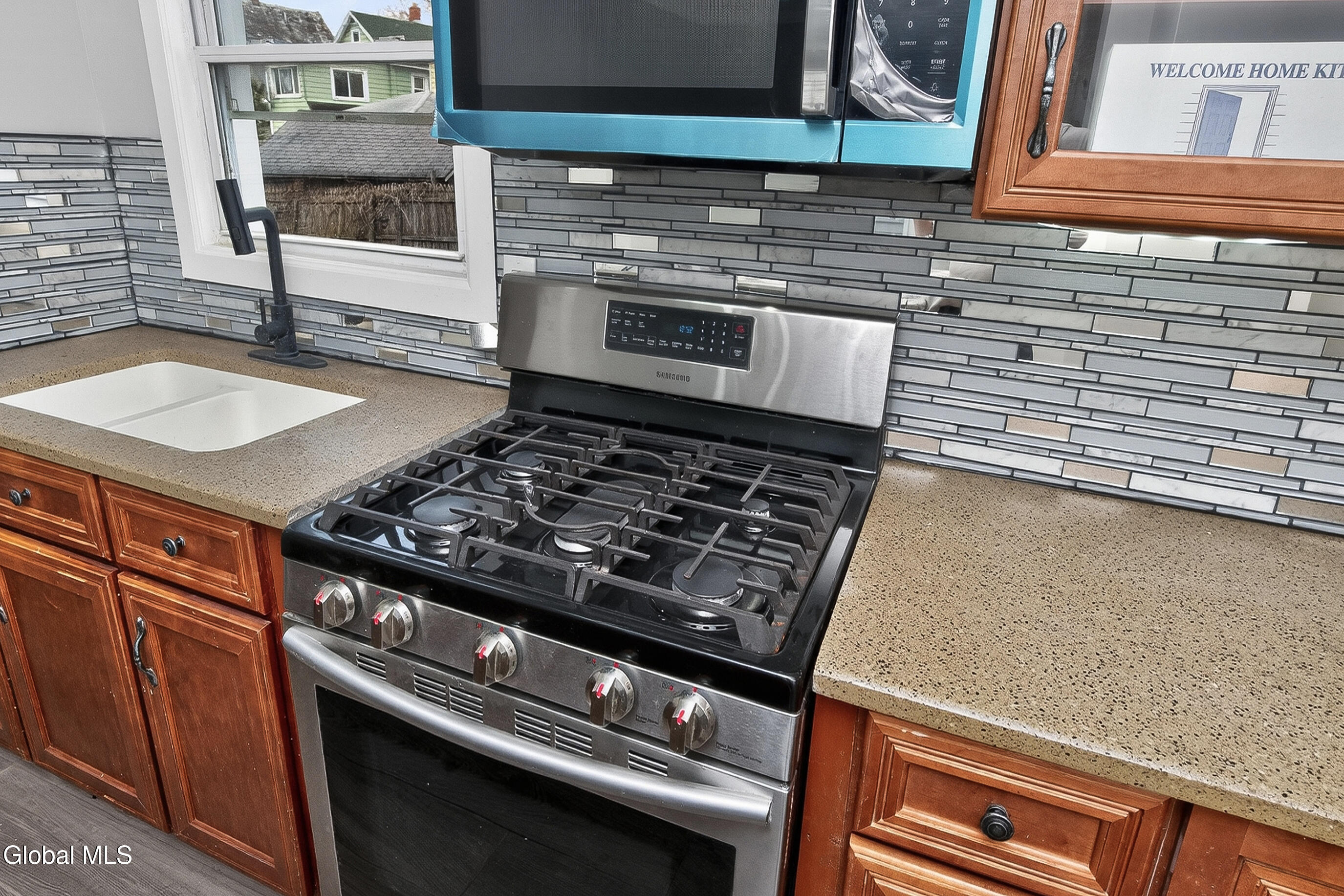 1684 Lake Boulevard Schenectady NY 12304