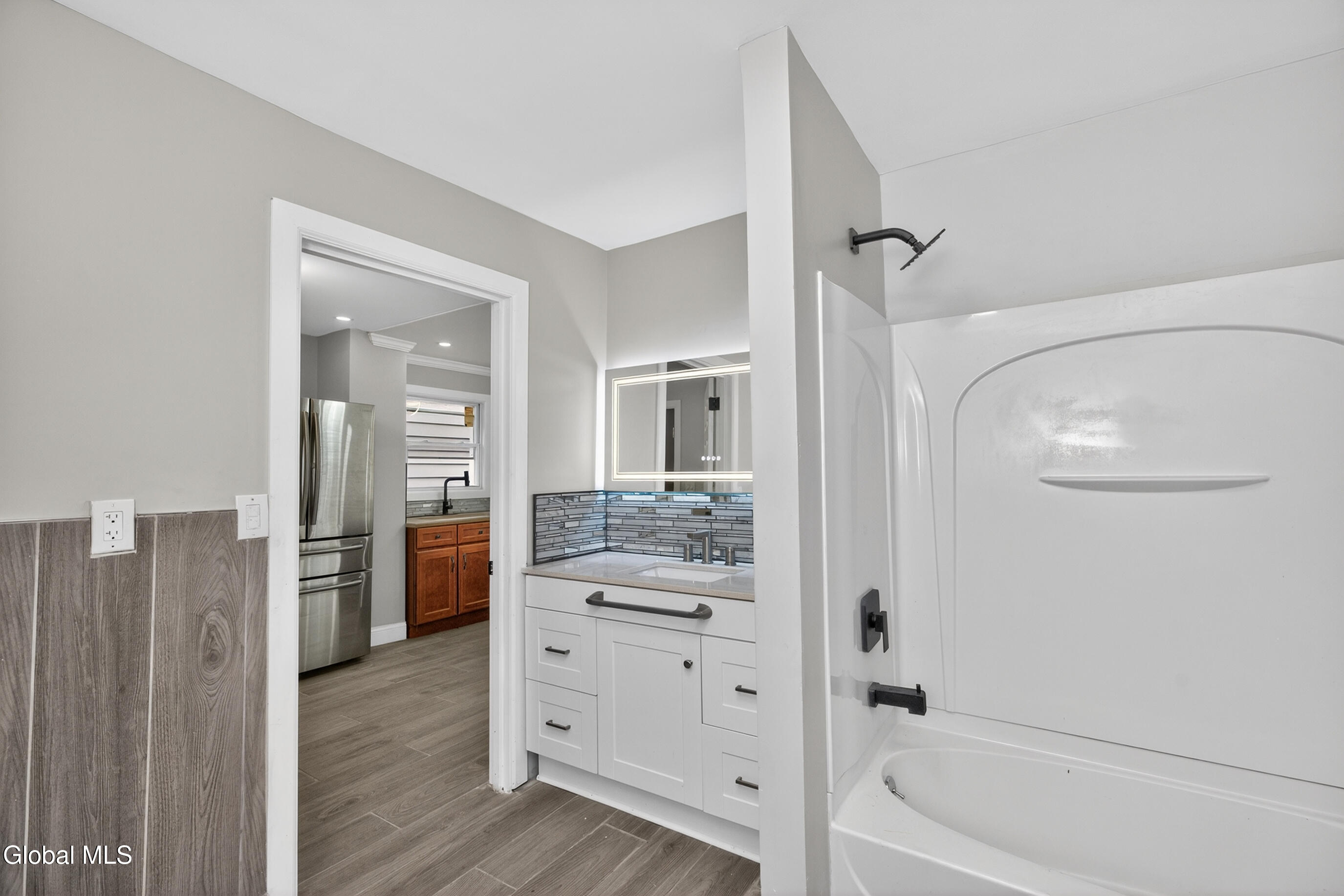 1684 Lake Boulevard Schenectady NY 12304