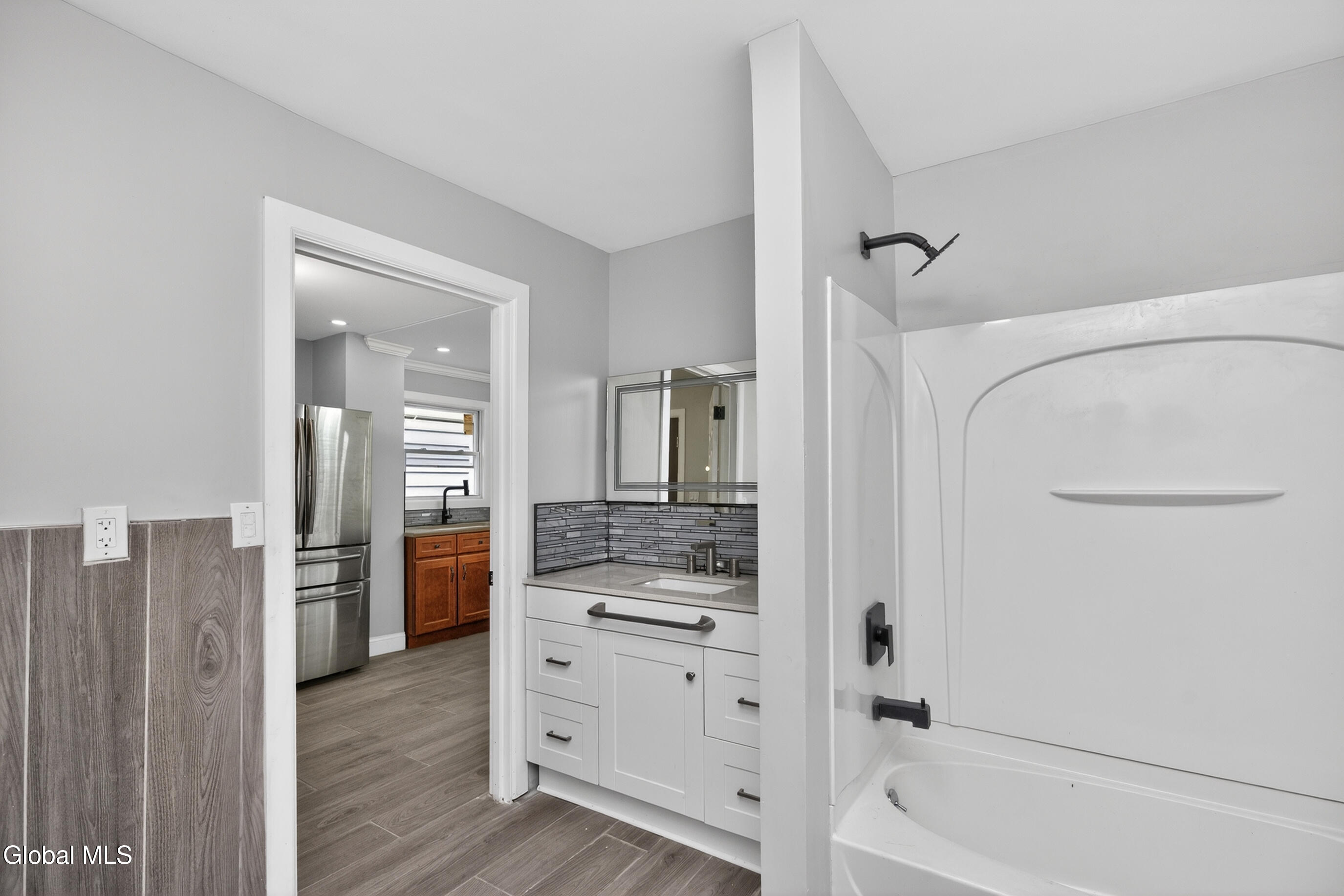 1684 Lake Boulevard Schenectady NY 12304