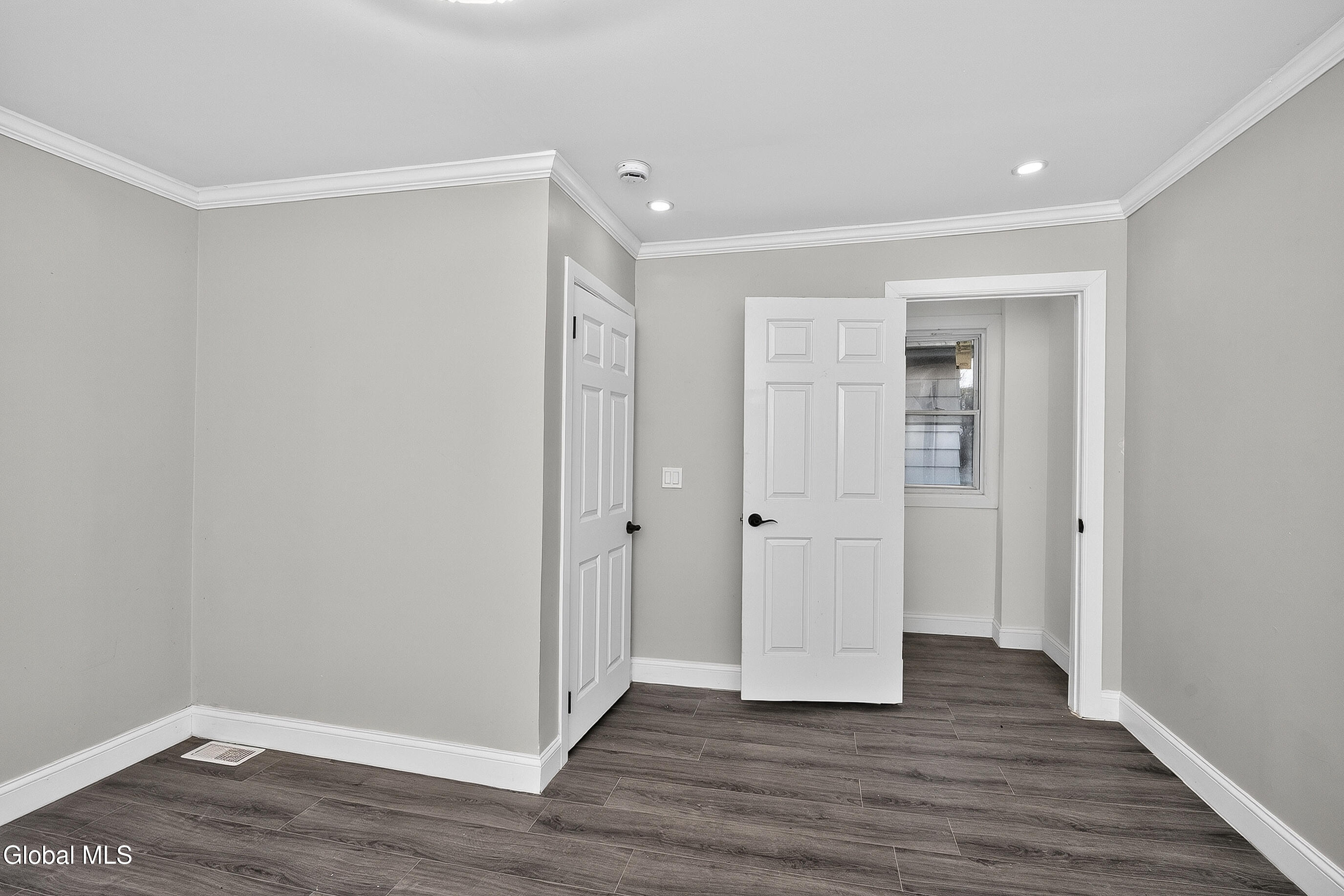 1684 Lake Boulevard Schenectady NY 12304
