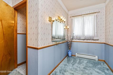 13 Belmont Place Amsterdam NY 12010