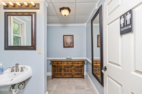 13 Belmont Place Amsterdam NY 12010