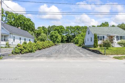 13 Belmont Place Amsterdam NY 12010