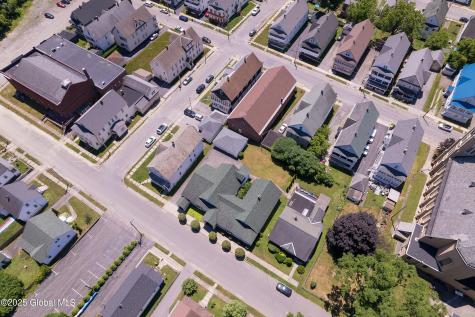 13 Belmont Place Amsterdam NY 12010