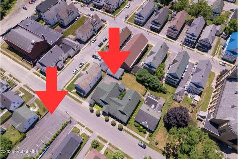 13 Belmont Place Amsterdam NY 12010