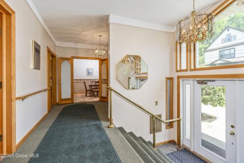 13 Belmont Place Amsterdam NY 12010