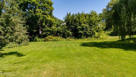 17 Van Dyke Avenue Amsterdam NY 12010