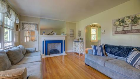 17 Van Dyke Avenue Amsterdam NY 12010