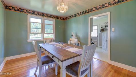17 Van Dyke Avenue Amsterdam NY 12010