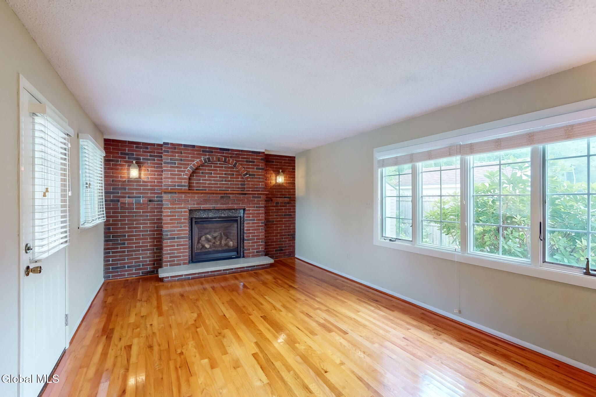 15 Woodside Court Wynantskill NY 12198