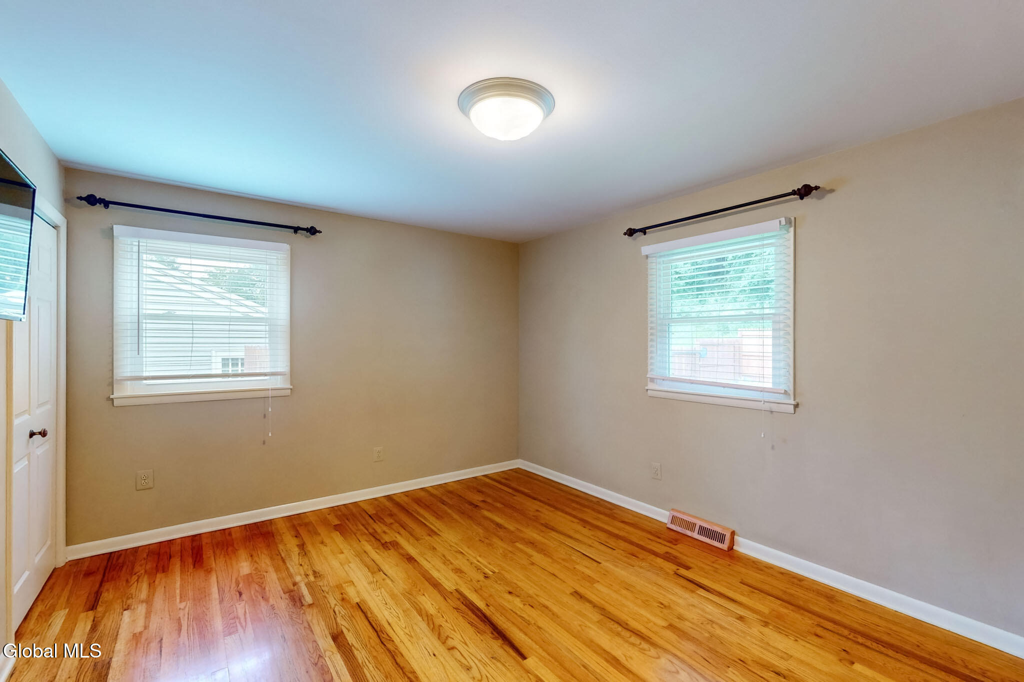 15 Woodside Court Wynantskill NY 12198