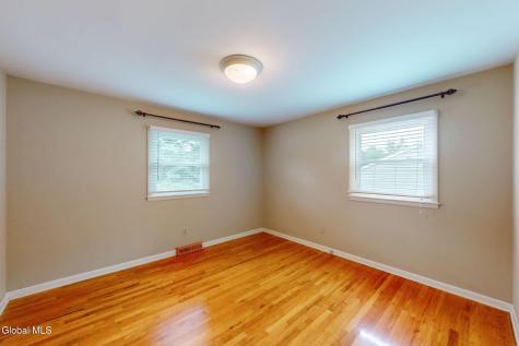 15 Woodside Court Wynantskill NY 12198