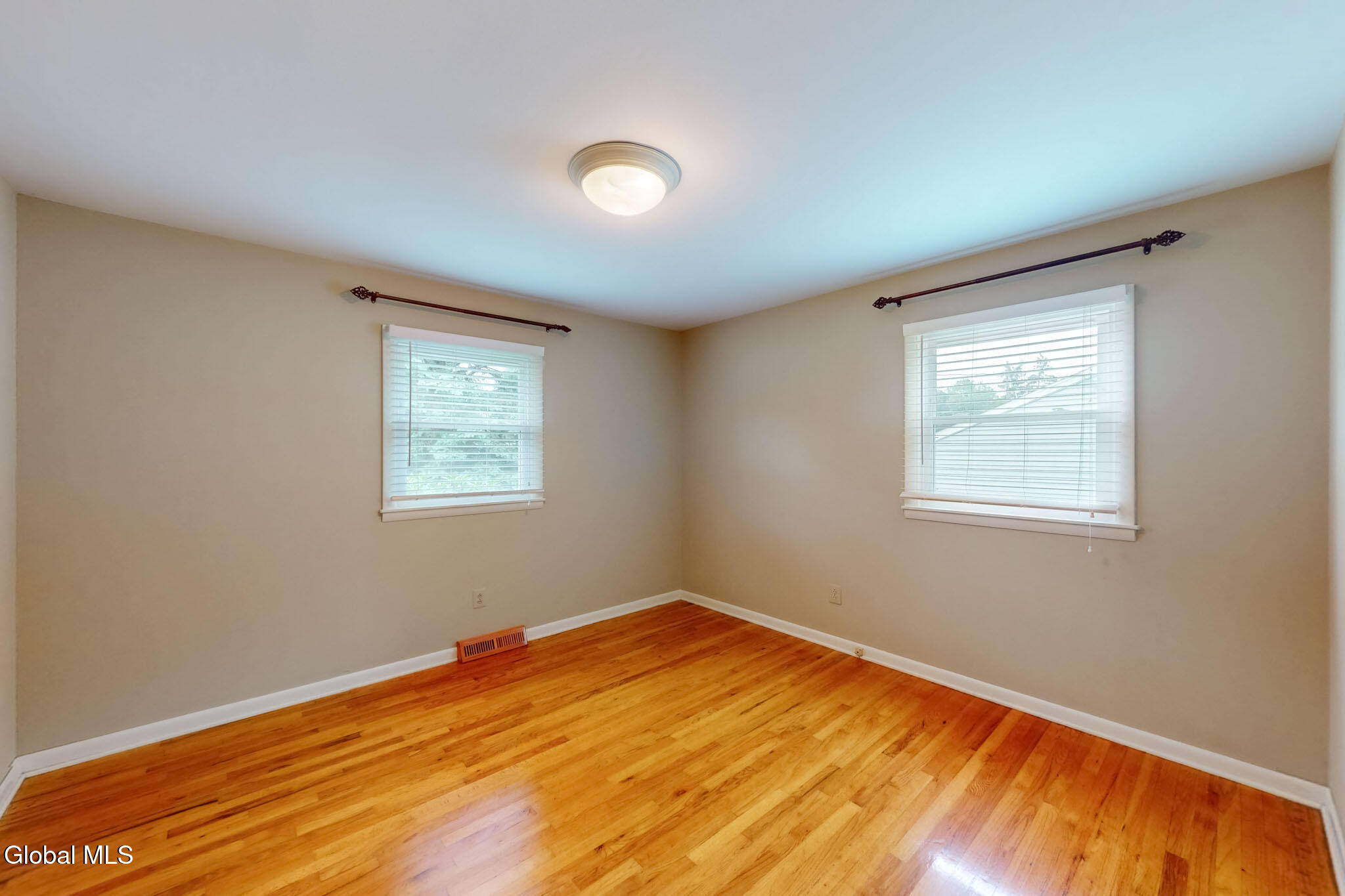 15 Woodside Court Wynantskill NY 12198