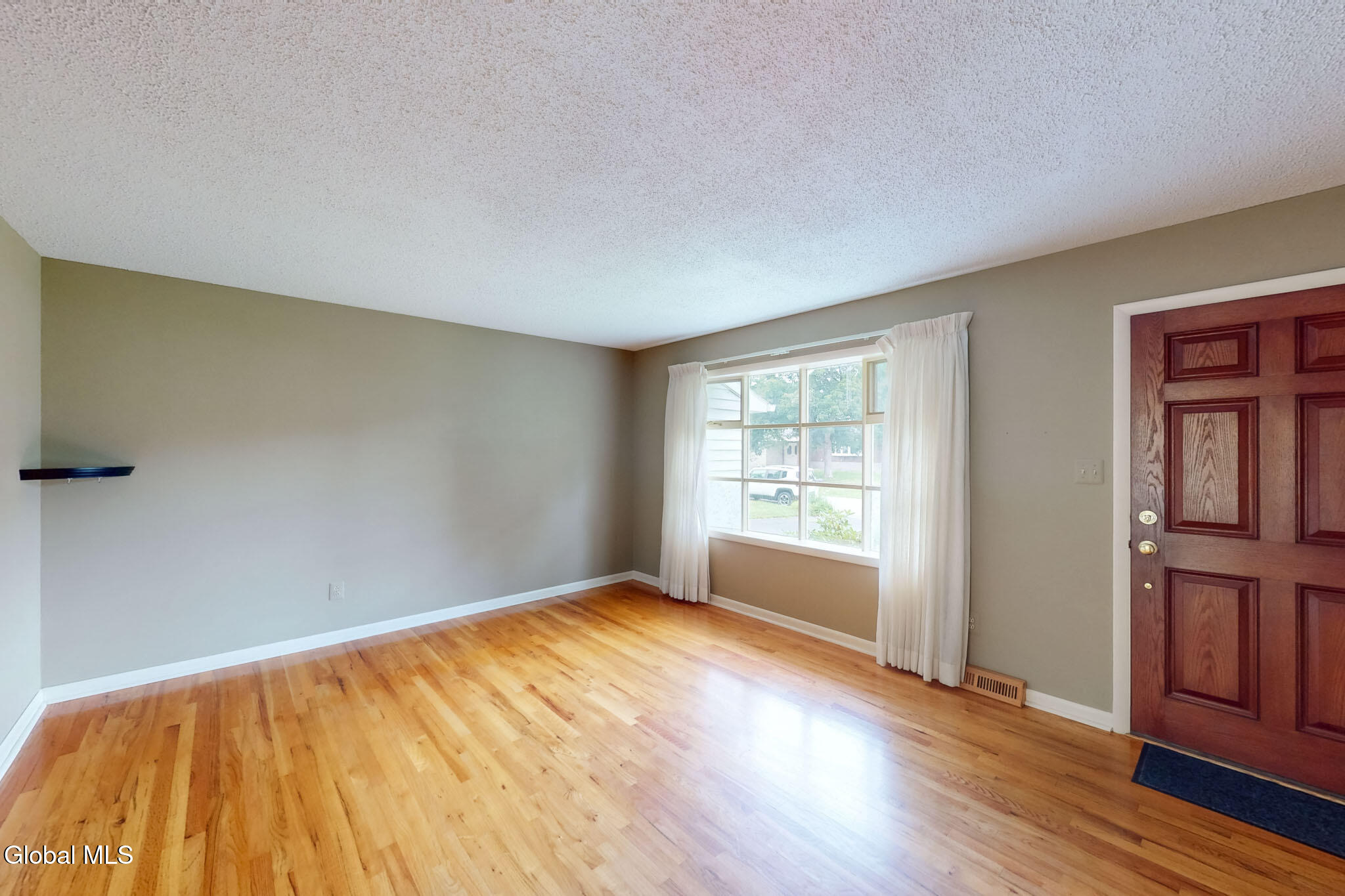 15 Woodside Court Wynantskill NY 12198
