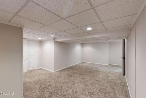 15 Woodside Court Wynantskill NY 12198