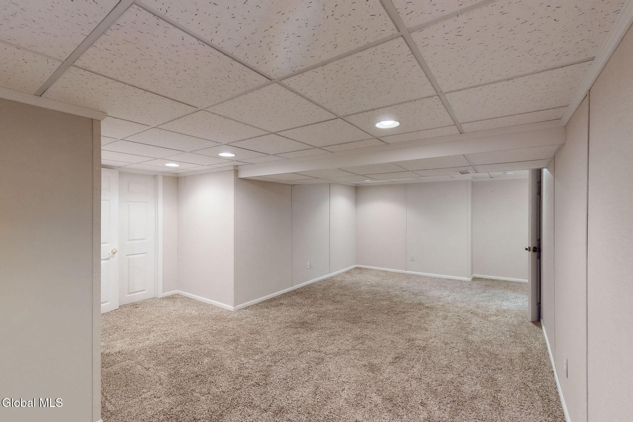 15 Woodside Court Wynantskill NY 12198