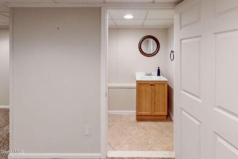 15 Woodside Court Wynantskill NY 12198