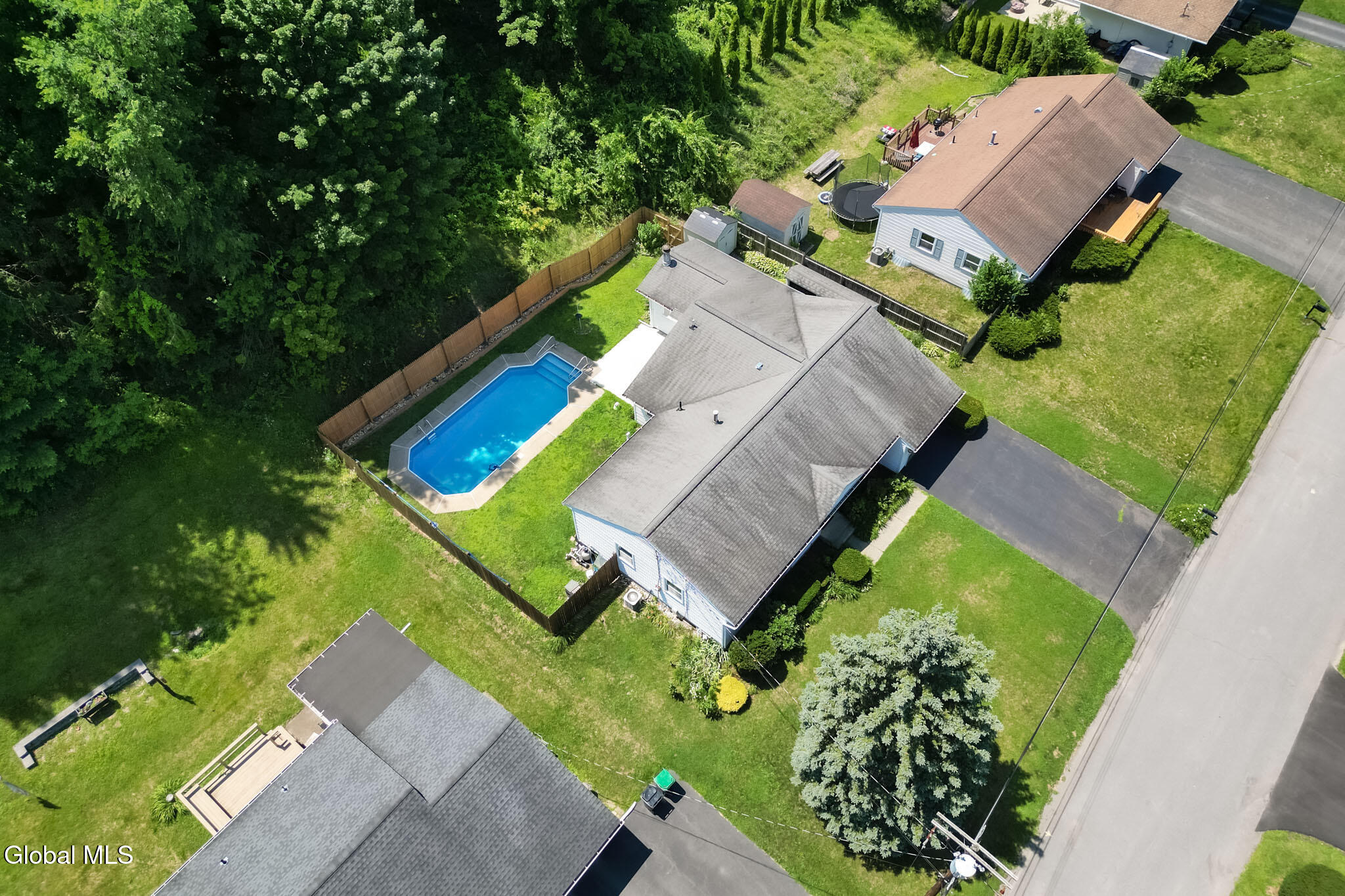 15 Woodside Court Wynantskill NY 12198