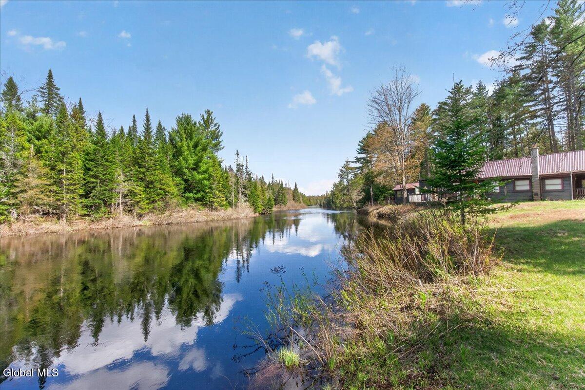 26 Sullivan Way Minerva NY 12857