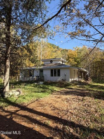 13 Bentley Way Petersburgh NY 12138