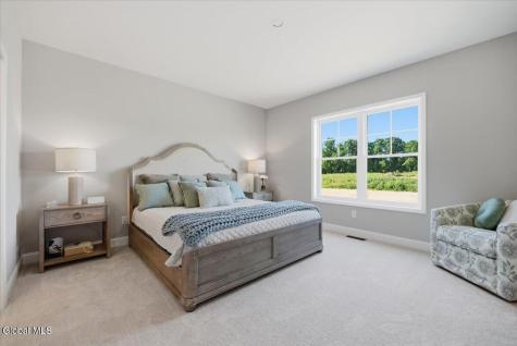 1 Clover Leaf Drive Halfmoon NY 12065