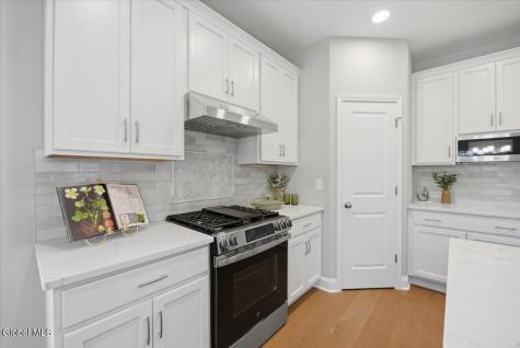 1 Clover Leaf Drive Halfmoon NY 12065