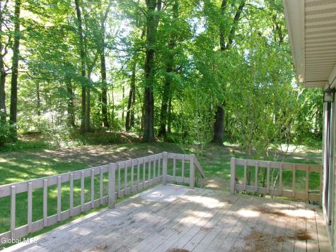 15 Pinecrest Drive Schenectady NY 12309