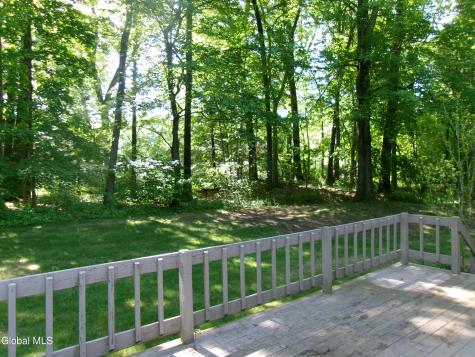 15 Pinecrest Drive Schenectady NY 12309
