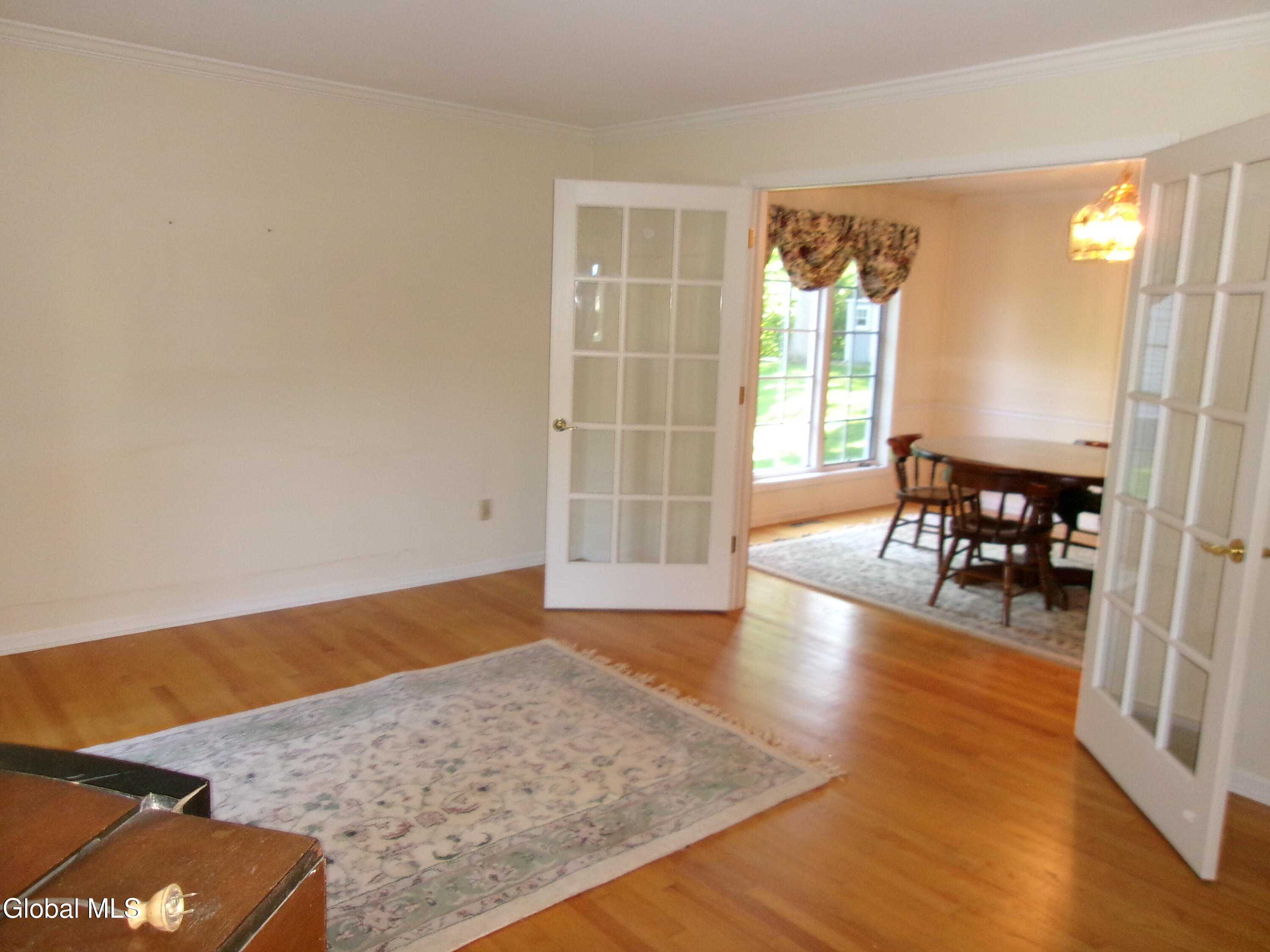 15 Pinecrest Drive Schenectady NY 12309