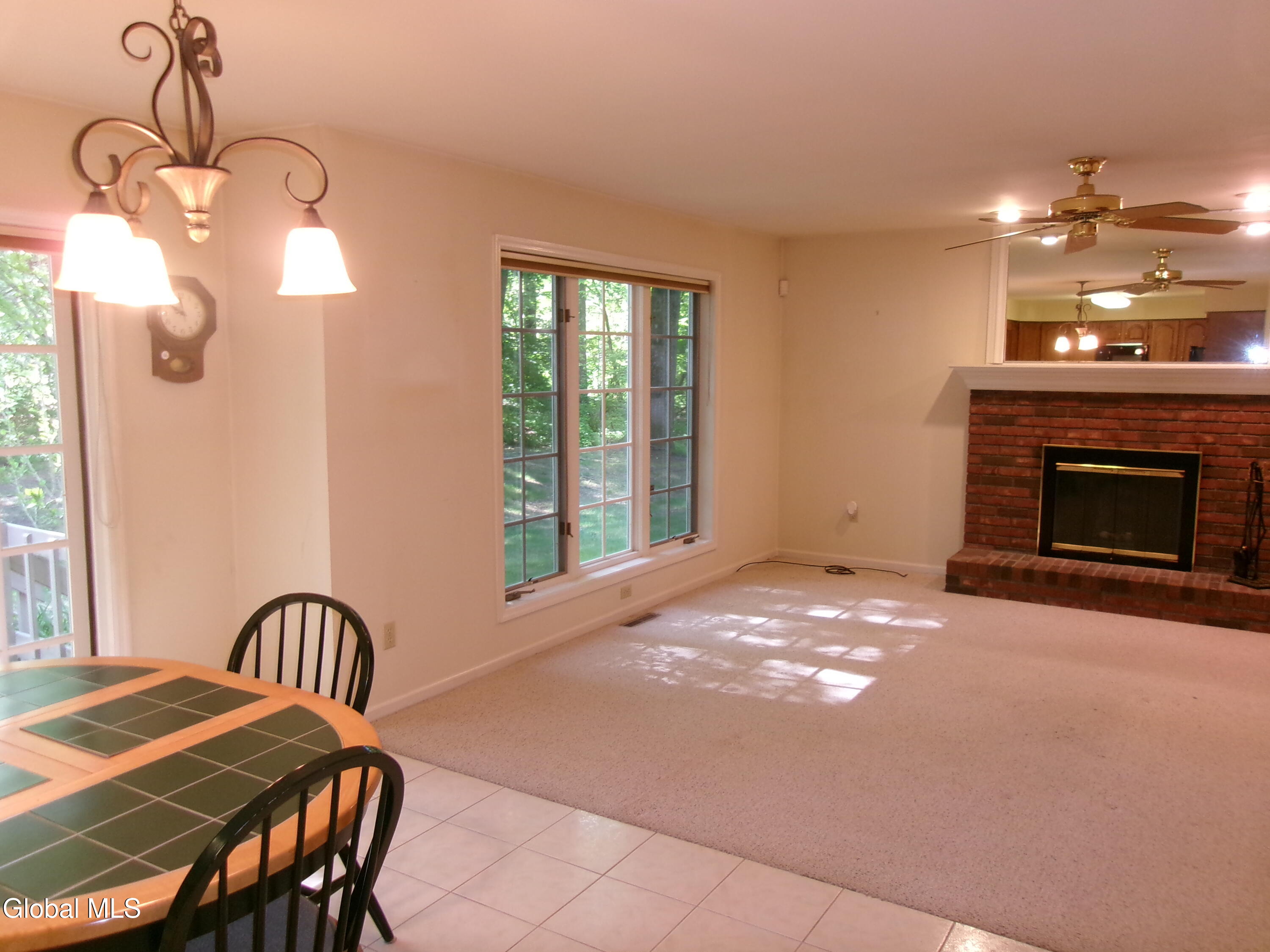 15 Pinecrest Drive Schenectady NY 12309