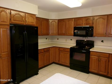 15 Pinecrest Drive Schenectady NY 12309