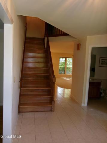 15 Pinecrest Drive Schenectady NY 12309