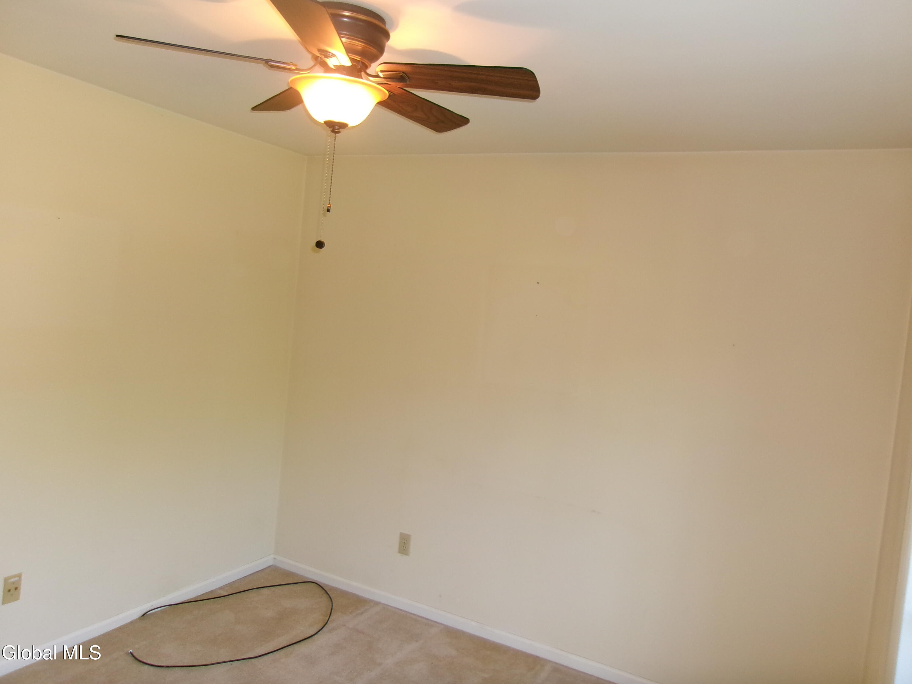 15 Pinecrest Drive Schenectady NY 12309