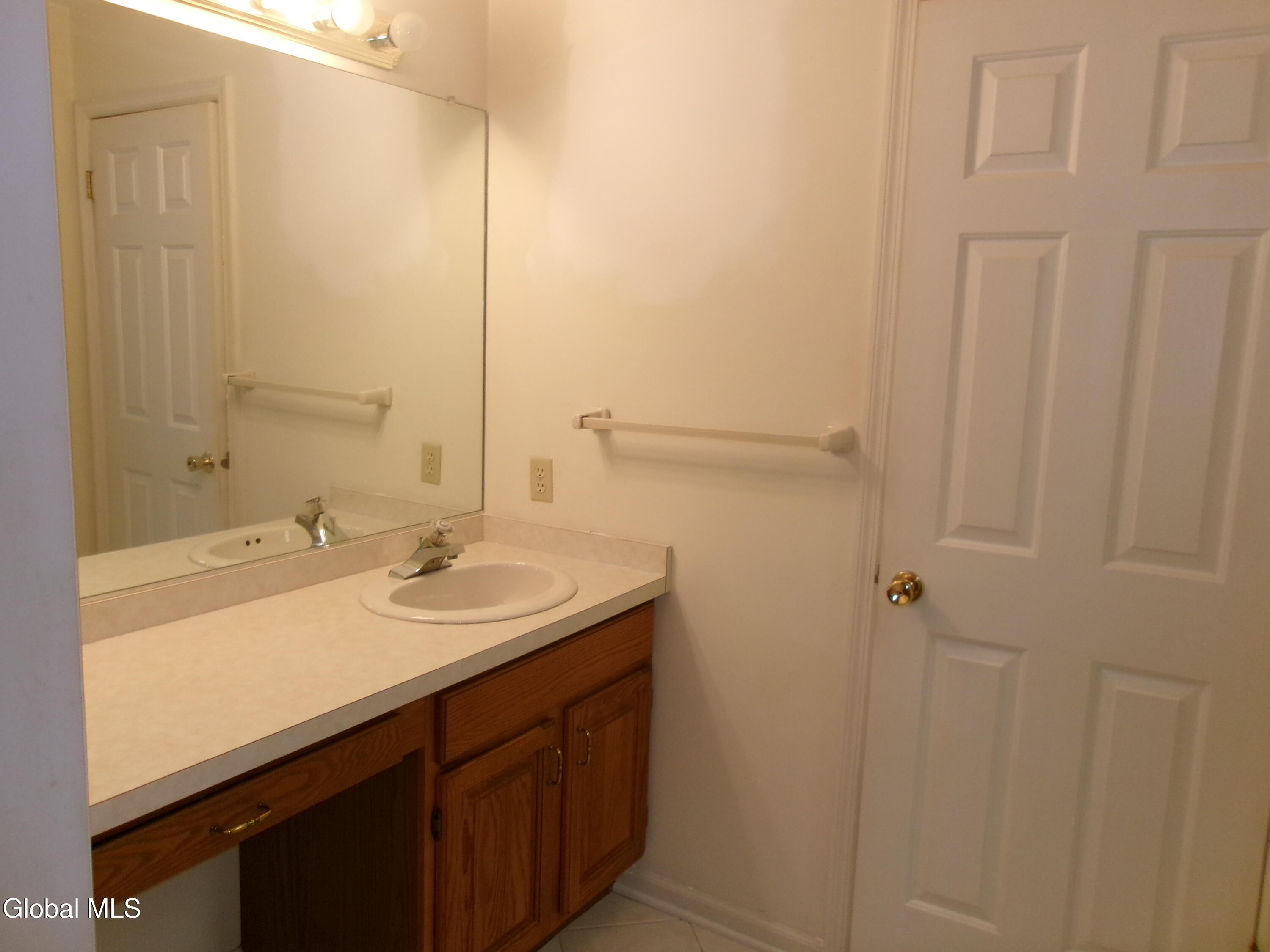 15 Pinecrest Drive Schenectady NY 12309