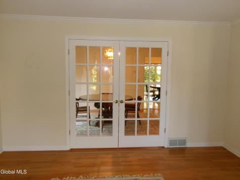 15 Pinecrest Drive Schenectady NY 12309