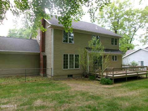 15 Pinecrest Drive Schenectady NY 12309