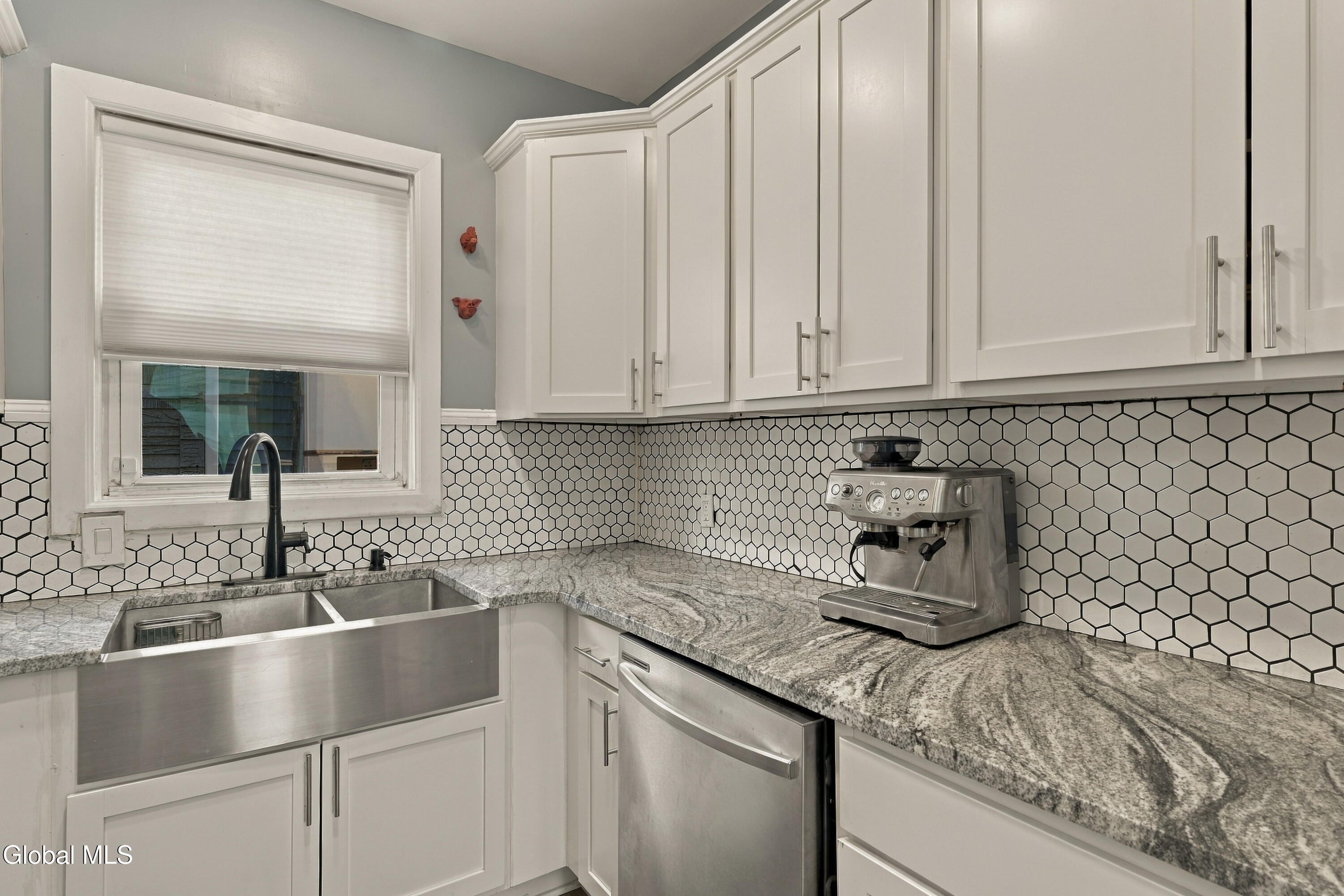 7 W Van Vechten Street Albany NY 12209