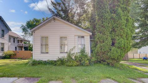 8 Mckinley Place Gloversville NY 12078