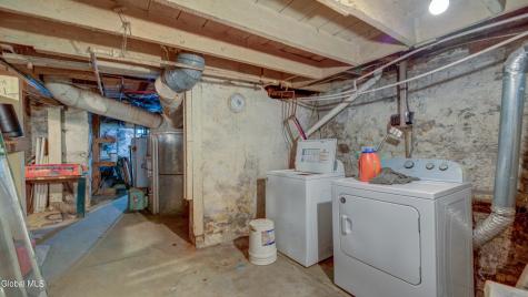 8 Mckinley Place Gloversville NY 12078