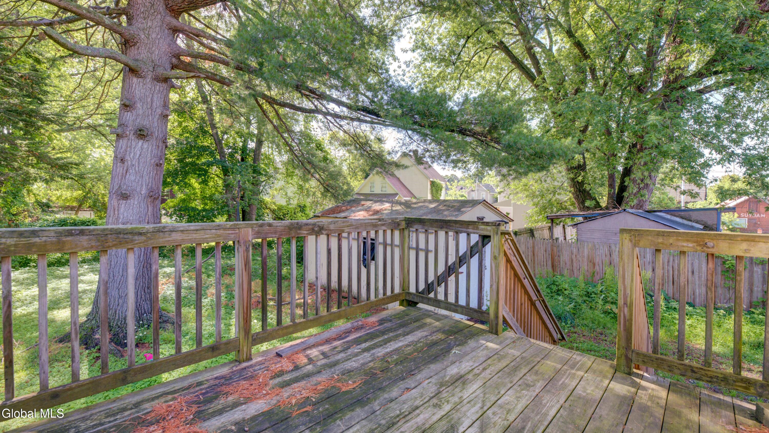 8 Mckinley Place Gloversville NY 12078