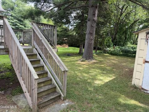 8 Mckinley Place Gloversville NY 12078