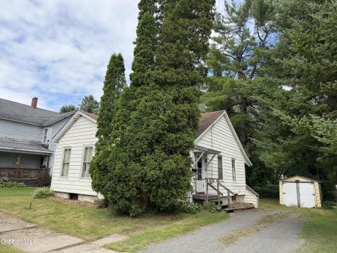 8 Mckinley Place Gloversville NY 12078