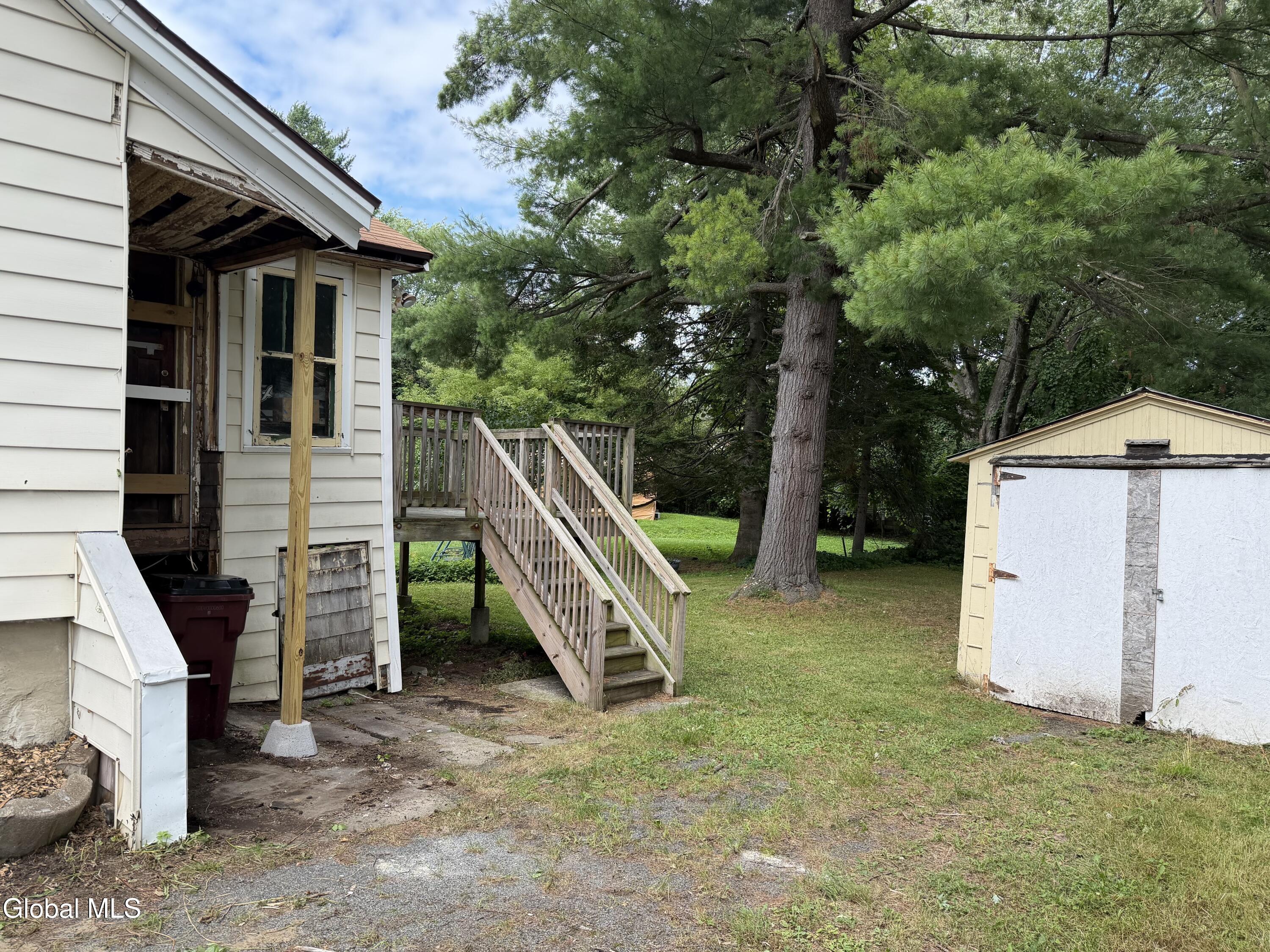 8 Mckinley Place Gloversville NY 12078