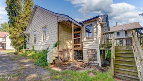 8 Mckinley Place Gloversville NY 12078