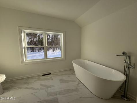 34 Eastpointe Drive Wilton NY 12866