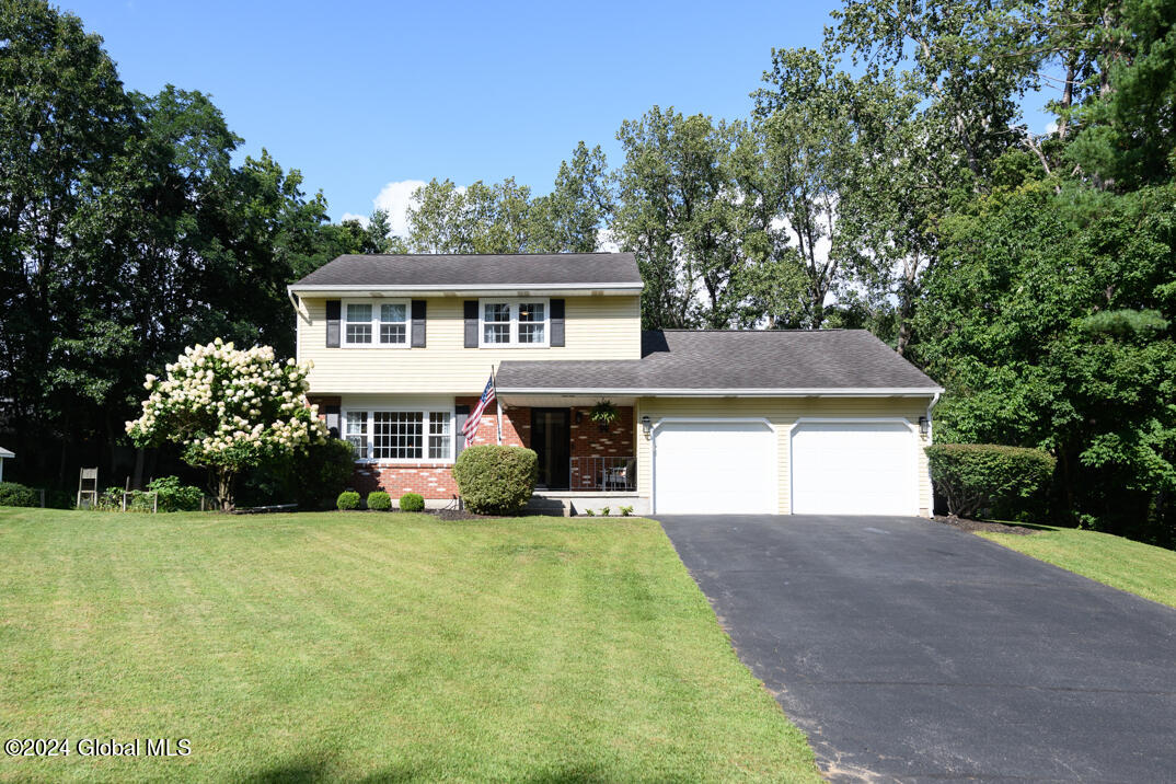 104 Mountainview Court Guilderland NY 12084