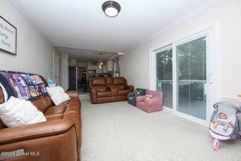 104 Mountainview Court Guilderland NY 12084