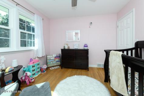 104 Mountainview Court Guilderland NY 12084