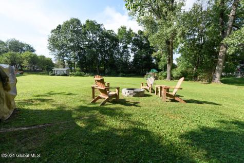 104 Mountainview Court Guilderland NY 12084