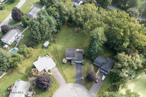 104 Mountainview Court Guilderland NY 12084